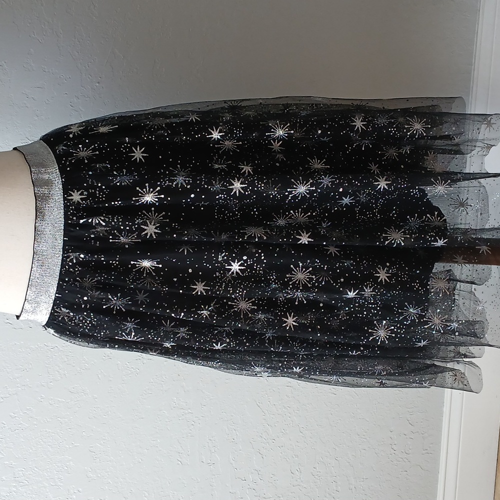 Ember black and silver skirt